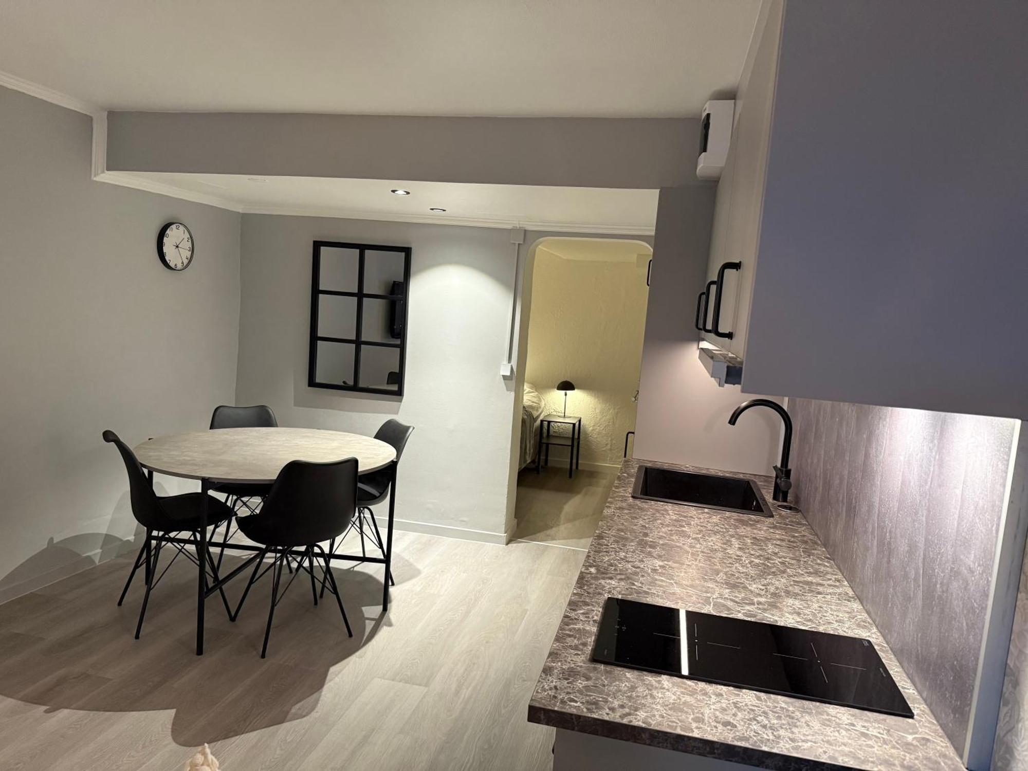 Modern Familjelaegenhet Apartment Sundsvall Ngoại thất bức ảnh